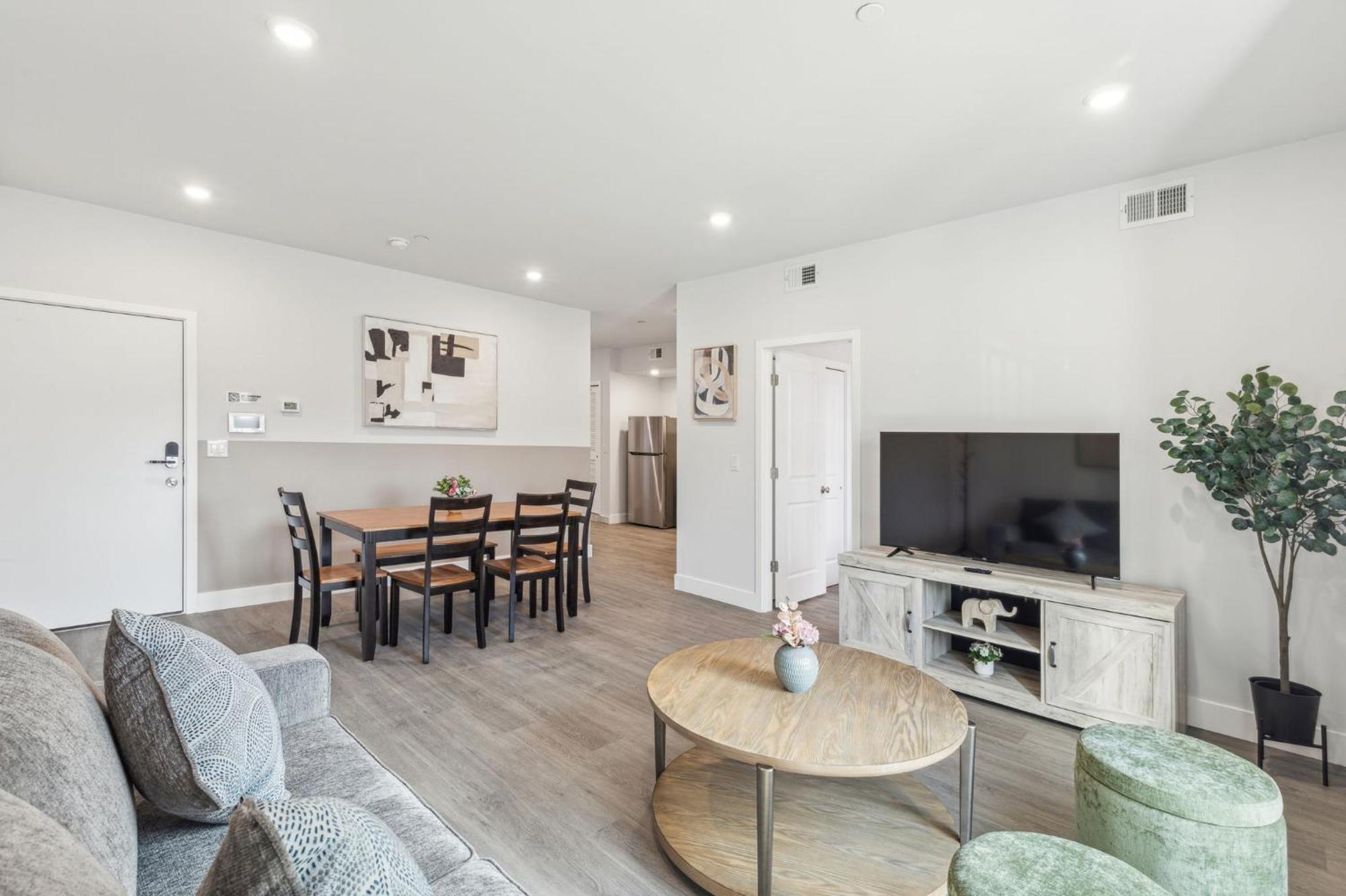 Apartment At Luna On 800 Callowhill *